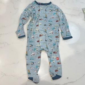 Like new magnetic me magnet footie size 3-6 months